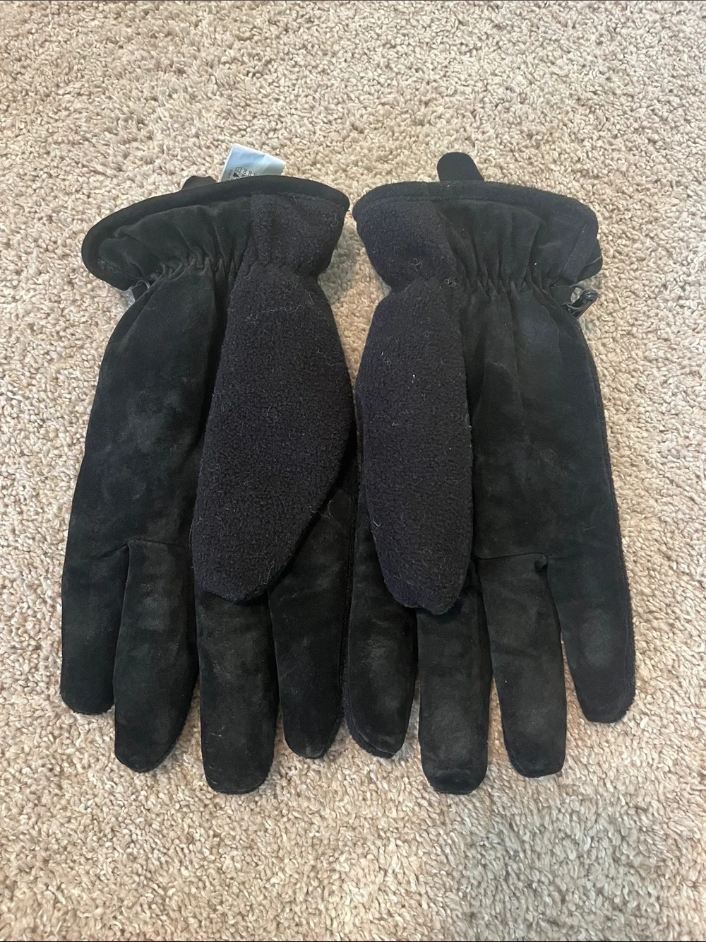 Black Women's Fleece Winter Gloves — Soft Insulated Mittens-Style Fit